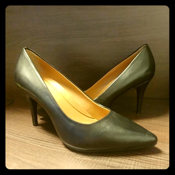 AEROSOLES Shoes Aerosoles Womens Deal Breaker Pumps Size Us